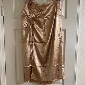 Elegant Gold Women's Skirt